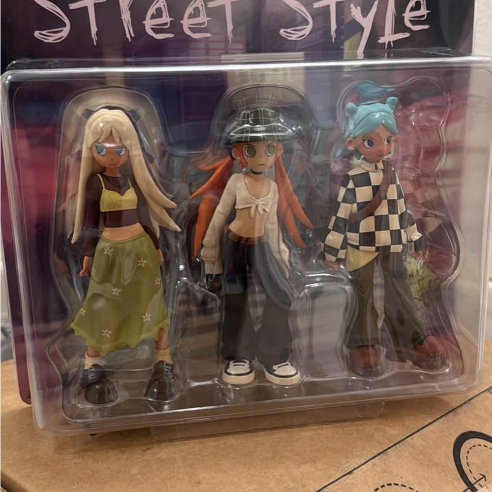 Peach Riot Street Style Fashion Figures Set (limited)